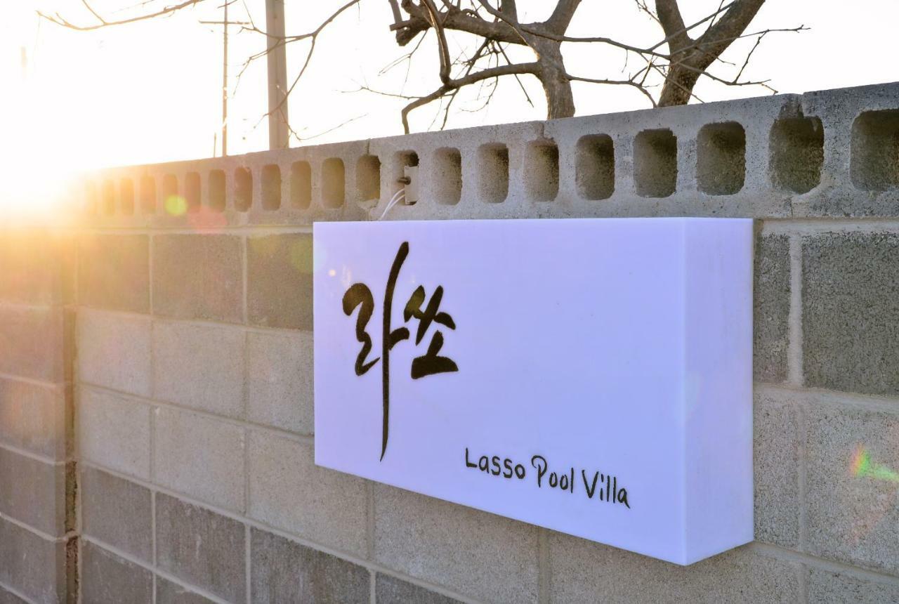 Lasso Pool Villa Sokcho Buitenkant foto