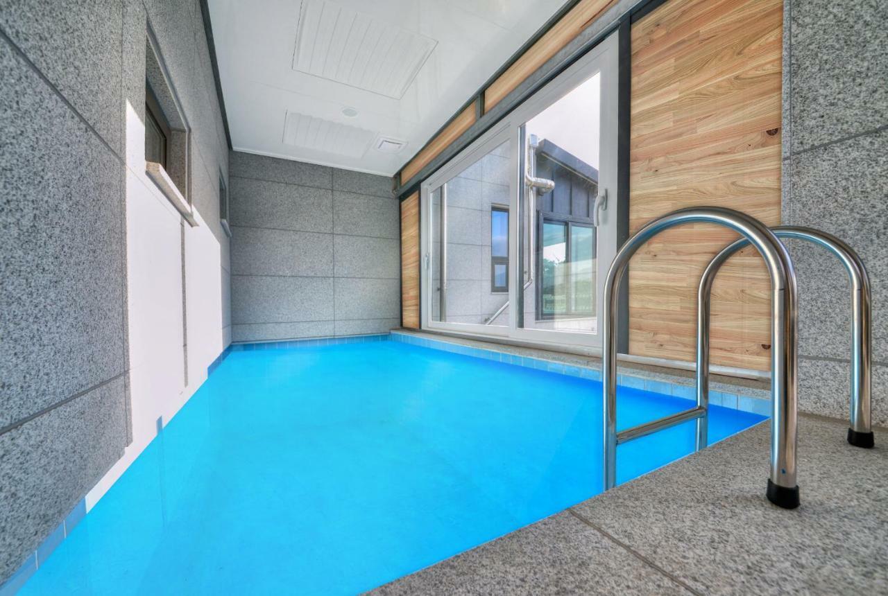 Lasso Pool Villa Sokcho Buitenkant foto