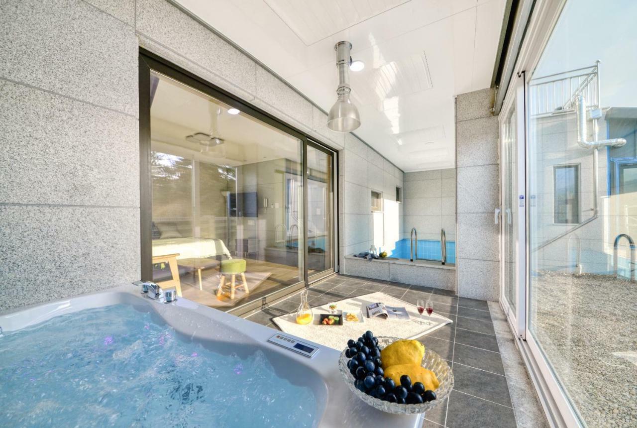 Lasso Pool Villa Sokcho Buitenkant foto